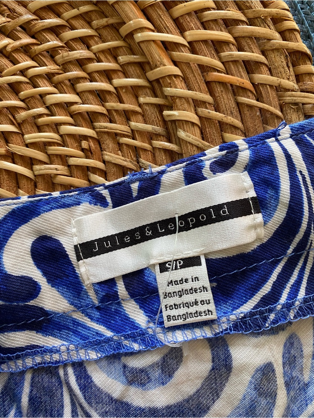 JULES & LEOPOLD Vibrant Blue and White Floral Print Midi Skirt! 💙 - Picture 13 of 15